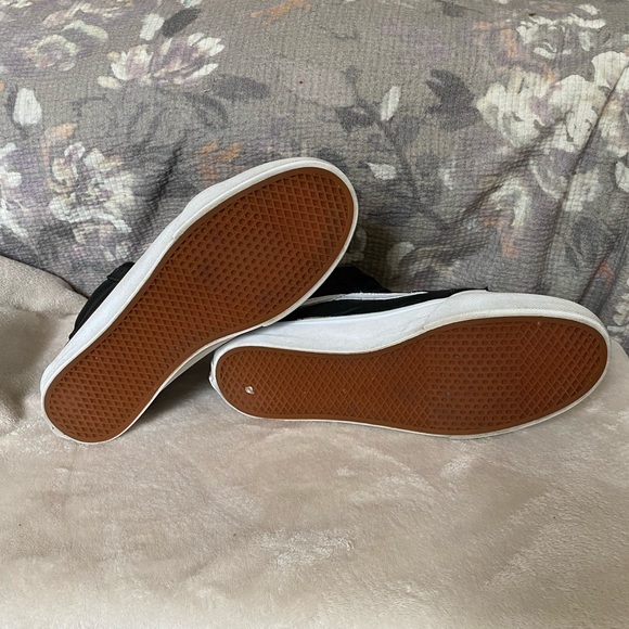 Vans Sk8-Hi Leather Shoes - Picture 7 of 7